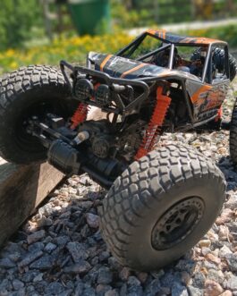 4×4 crawler